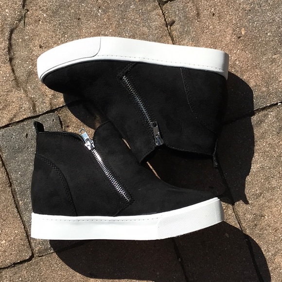 🌷 Black High Heel Wedge Sneakers /Zippers - Picture 2 of 8